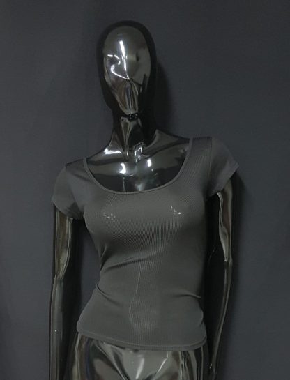 Blusa negra sencilla, marca FIORY-EcoShopping-Ropa de Segunda-LEVS06